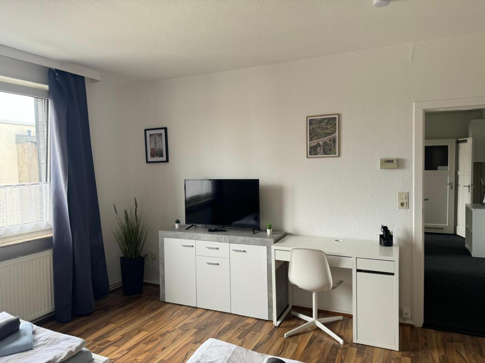 Quartier 7 - Zentral Gelegene Ferienwohnung Mit Stadtblick เบรเมอร์ฮาเฟิน ภายนอก รูปภาพ