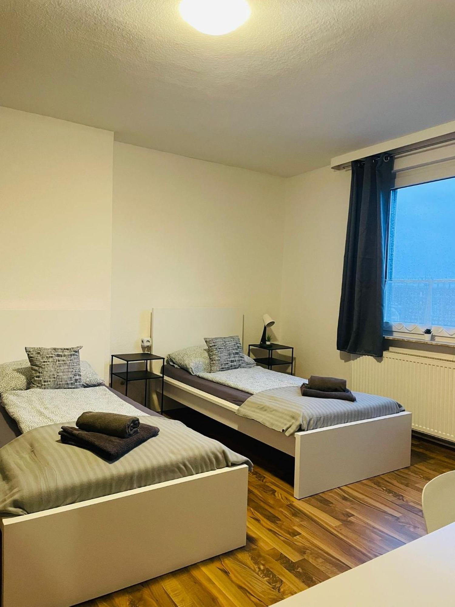 Quartier 7 - Zentral Gelegene Ferienwohnung Mit Stadtblick เบรเมอร์ฮาเฟิน ภายนอก รูปภาพ